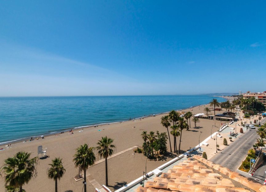 Resale - Apartment - Penthouse - Estepona - Estepona Centro