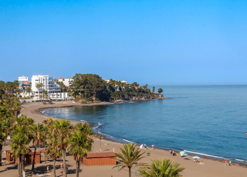 Resale - Apartment - Penthouse - Estepona - Estepona Centro