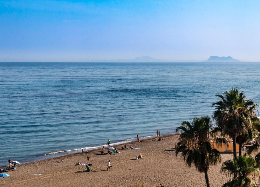 Resale - Apartment - Penthouse - Estepona - Estepona Centro