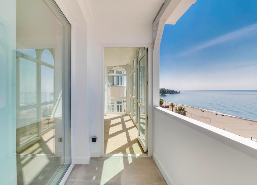 Resale - Apartment - Penthouse - Estepona - Estepona Centro