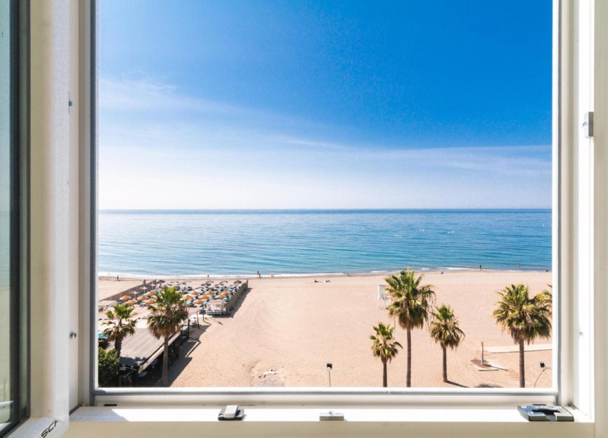 Resale - Apartment - Penthouse - Estepona - Estepona Centro