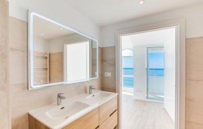 Resale - Apartment - Penthouse - Estepona - Estepona Centro