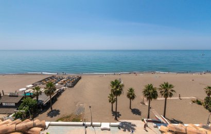 Resale - Apartment - Penthouse - Estepona - Estepona Centro