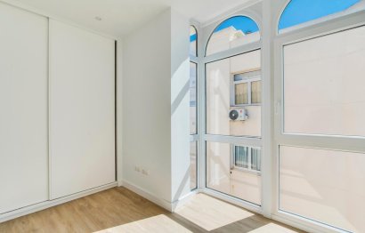 Resale - Apartment - Penthouse - Estepona - Estepona Centro