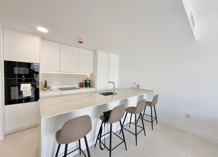 Resale - Ground floor apartment - Fuengirola - Higueron