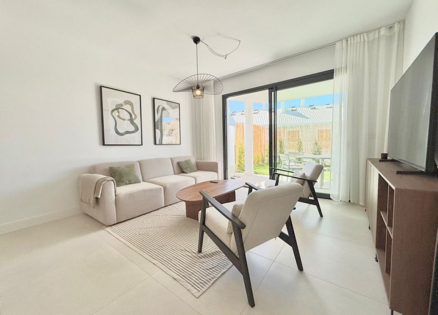 Resale - Ground floor apartment - Fuengirola - Higueron