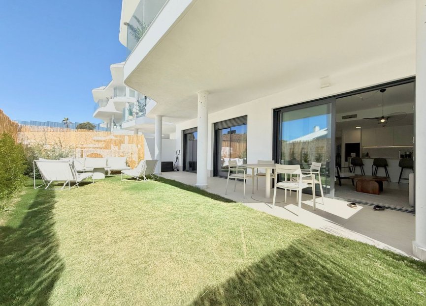 Resale - Ground floor apartment - Fuengirola - Higueron