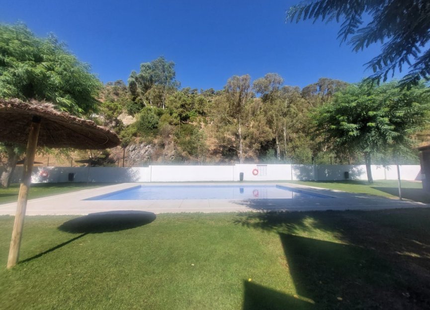 Resale - Apartment - Duplex - Benahavís - Benahavís Centro