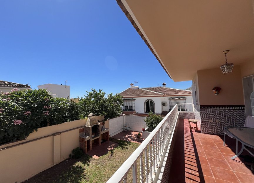 Resale - House - Semi-Detached House - Benalmádena - Benalmadena Centro