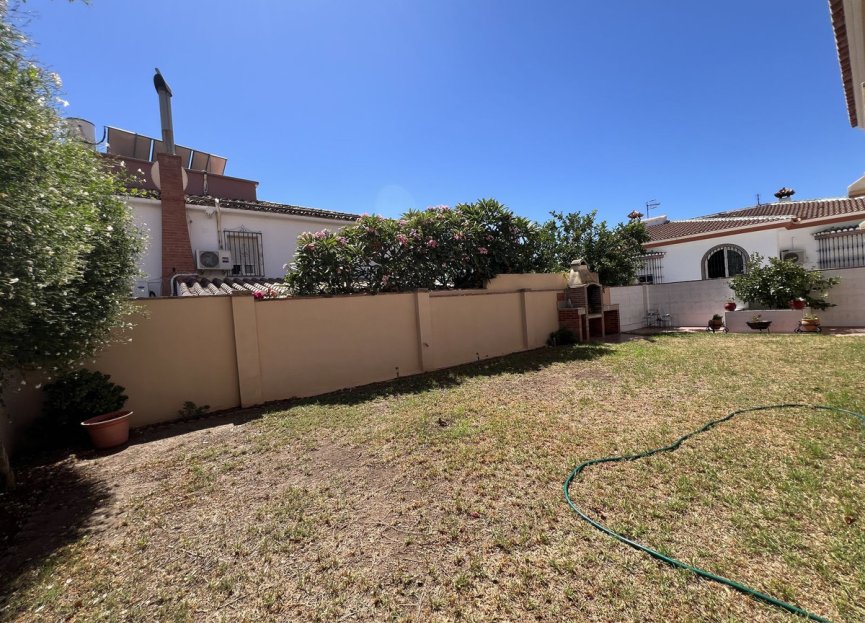 Resale - House - Semi-Detached House - Benalmádena - Benalmadena Centro