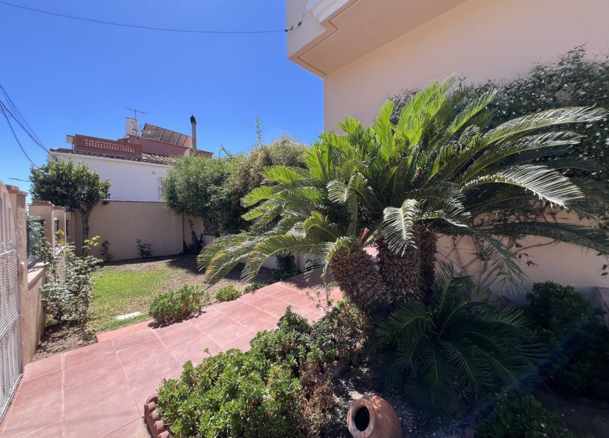 Resale - House - Semi-Detached House - Benalmádena - Benalmadena Centro