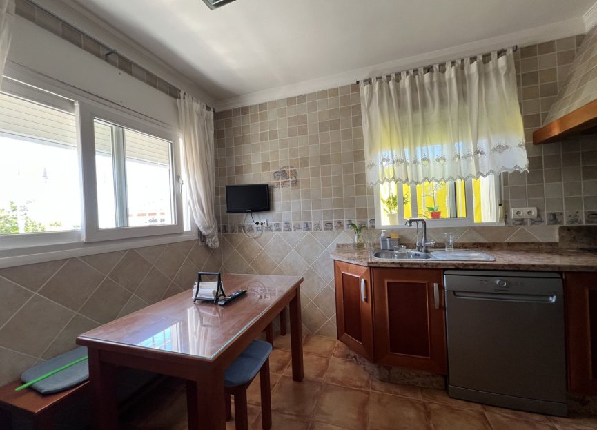 Resale - House - Semi-Detached House - Benalmádena - Benalmadena Centro