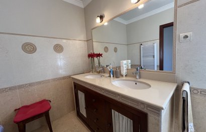 Resale - House - Semi-Detached House - Benalmádena - Benalmadena Centro