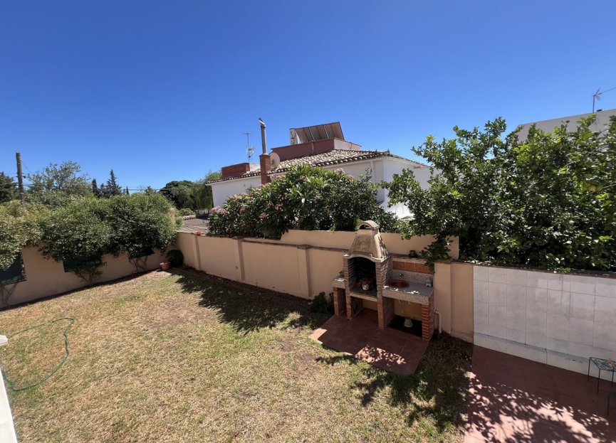 Resale - House - Semi-Detached House - Benalmádena - Benalmadena Centro