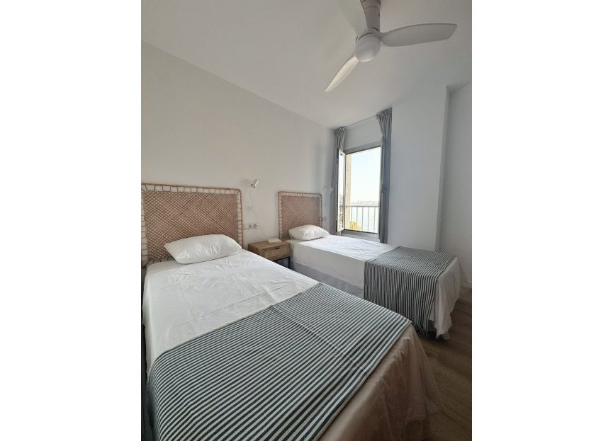 Resale - Apartment - Middle Floor Apartment - Fuengirola - Fuengirola Centro