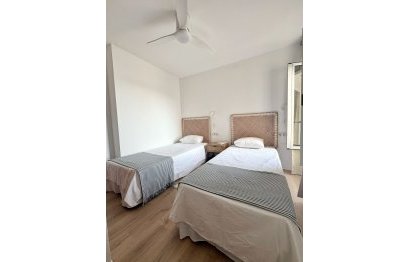 Resale - Apartment - Middle Floor Apartment - Fuengirola - Fuengirola Centro