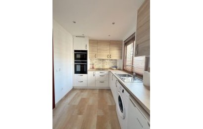 Resale - Apartment - Middle Floor Apartment - Fuengirola - Fuengirola Centro