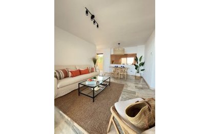 Resale - Apartment - Middle Floor Apartment - Fuengirola - Fuengirola Centro