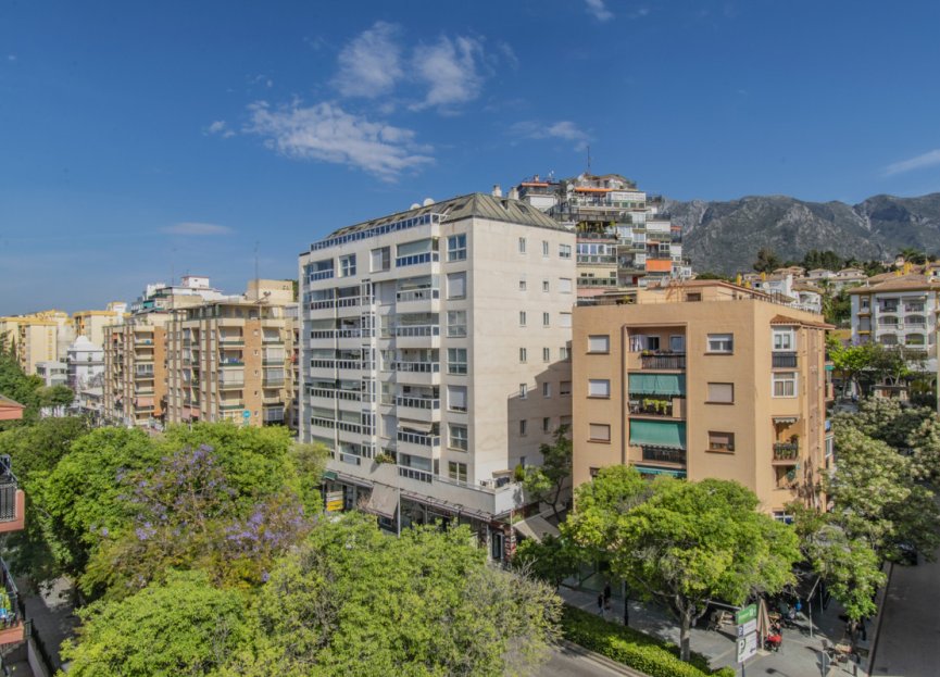 Resale - Apartment - Top Floor Apartment - Marbella - Marbella Centro