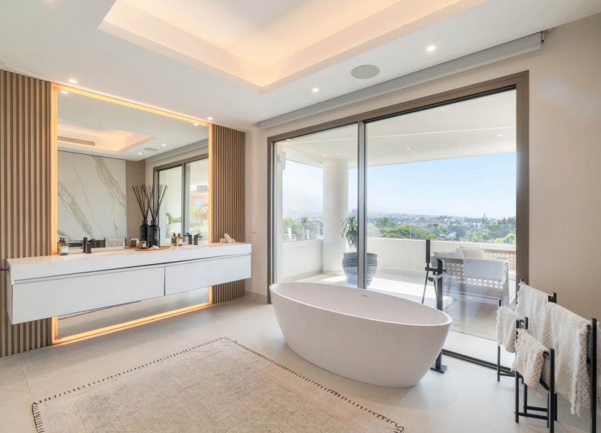 Reventa - House - Detached Villa - Marbella - Nueva Andalucia