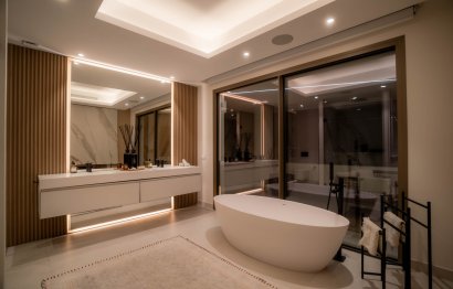 Reventa - House - Detached Villa - Marbella - Nueva Andalucia