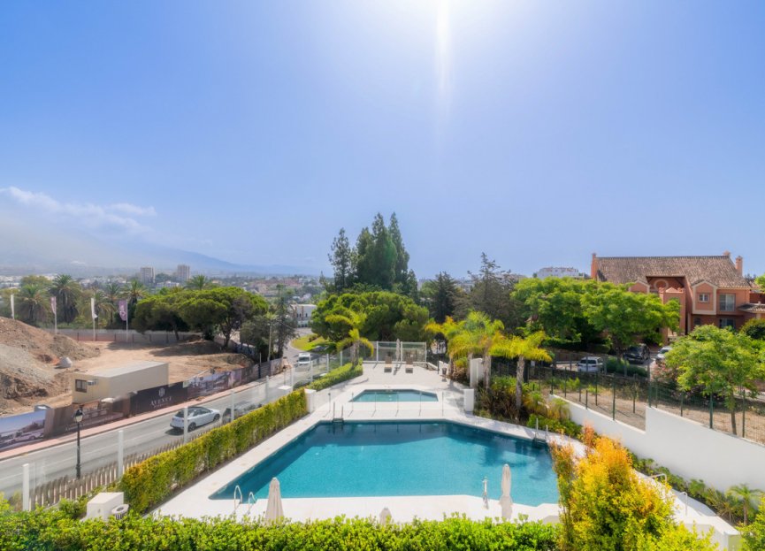 Reventa - House - Detached Villa - Marbella - Nueva Andalucia