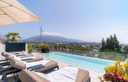 Reventa - House - Detached Villa - Marbella - Nueva Andalucia