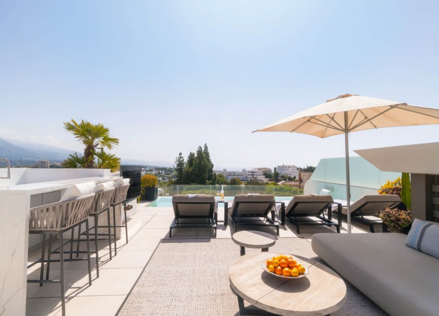 Reventa - House - Detached Villa - Marbella - Nueva Andalucia