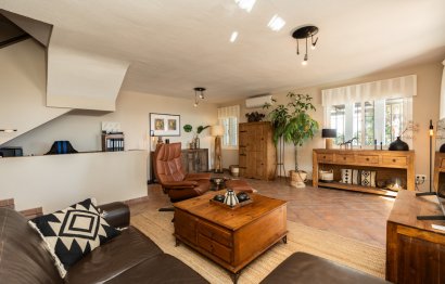 Resale - House - Townhouse - Casares - Casares Centro