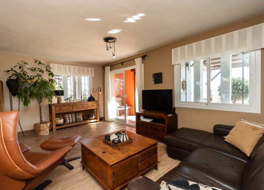 Resale - House - Townhouse - Casares - Casares Centro