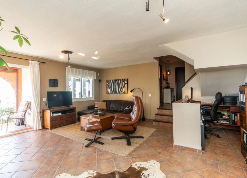 Resale - House - Townhouse - Casares - Casares Centro