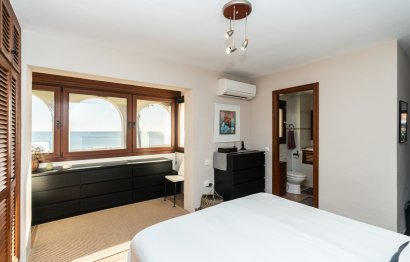 Resale - House - Townhouse - Casares - Casares Centro