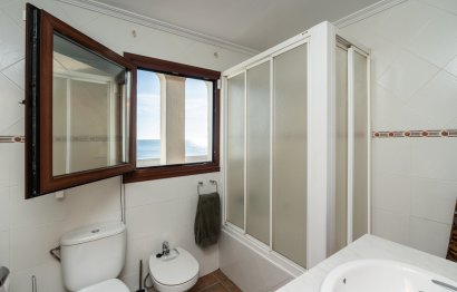 Resale - House - Townhouse - Casares - Casares Centro