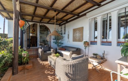 Resale - House - Townhouse - Casares - Casares Centro