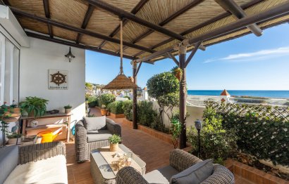 Resale - House - Townhouse - Casares - Casares Centro