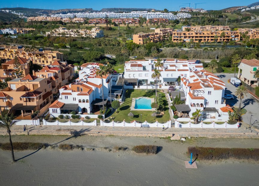 Resale - House - Townhouse - Casares - Casares Centro