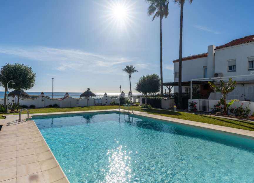 Resale - House - Townhouse - Casares - Casares Centro