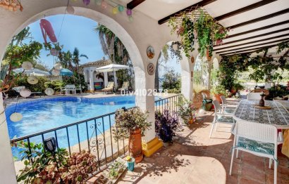 Resale - House - Detached Villa - Benalmádena - Benalmadena Pueblo