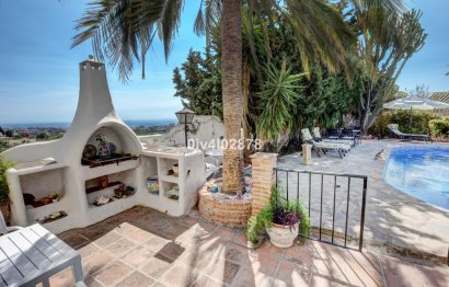 Resale - House - Detached Villa - Benalmádena - Benalmadena Pueblo