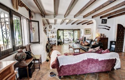 Resale - House - Detached Villa - Benalmádena - Benalmadena Pueblo