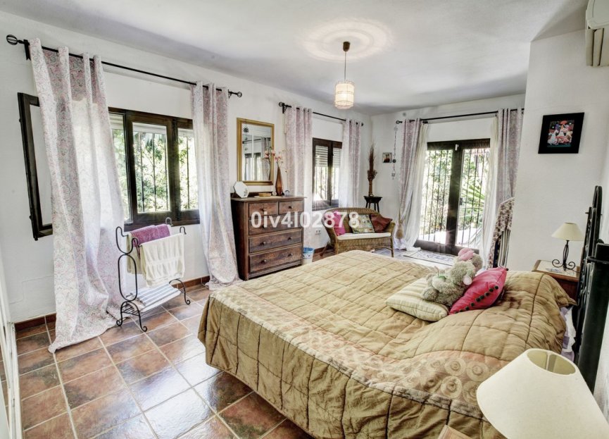 Resale - House - Detached Villa - Benalmádena - Benalmadena Pueblo