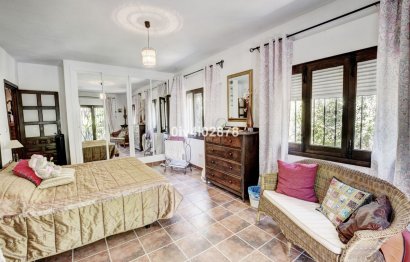 Resale - House - Detached Villa - Benalmádena - Benalmadena Pueblo