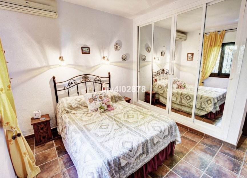 Resale - House - Detached Villa - Benalmádena - Benalmadena Pueblo