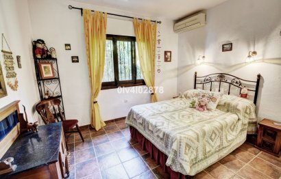 Resale - House - Detached Villa - Benalmádena - Benalmadena Pueblo