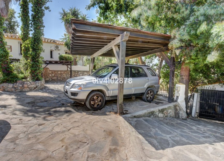 Resale - House - Detached Villa - Benalmádena - Benalmadena Pueblo