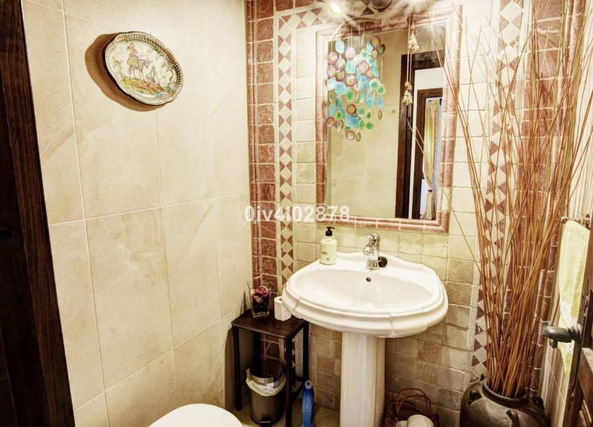 Resale - House - Detached Villa - Benalmádena - Benalmadena Pueblo