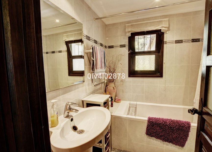 Resale - House - Detached Villa - Benalmádena - Benalmadena Pueblo