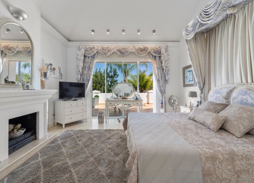 Reventa - House - Detached Villa - Benahavís - Benahavís Centro