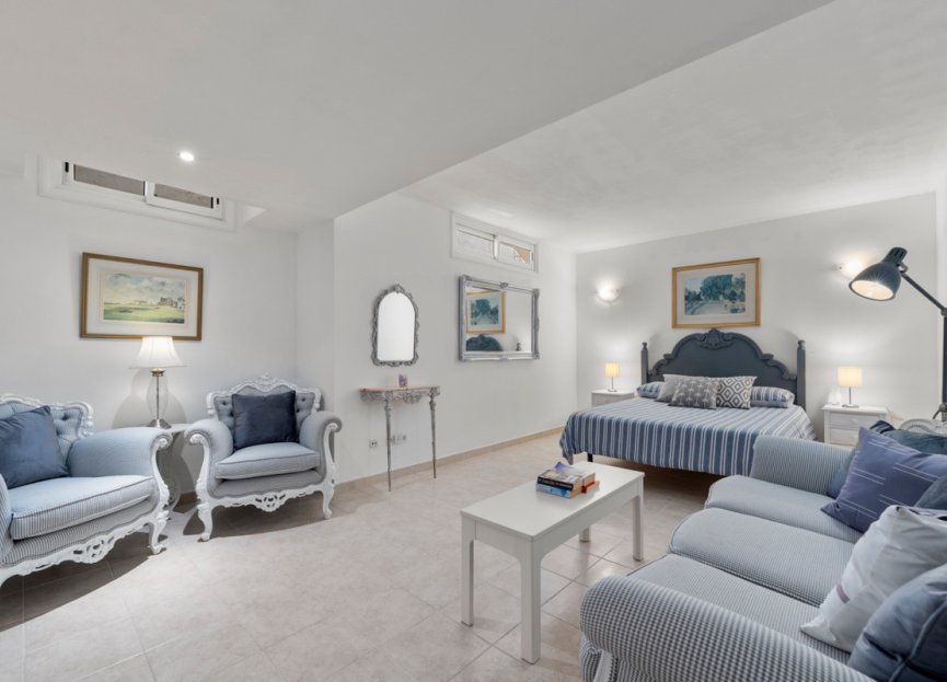 Reventa - House - Detached Villa - Benahavís - Benahavís Centro