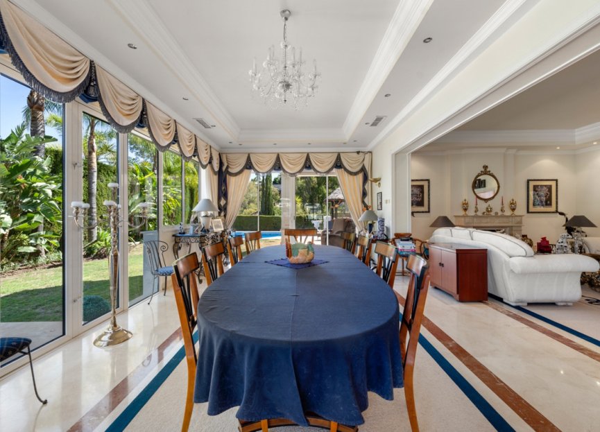 Reventa - House - Detached Villa - Benahavís - Benahavís Centro